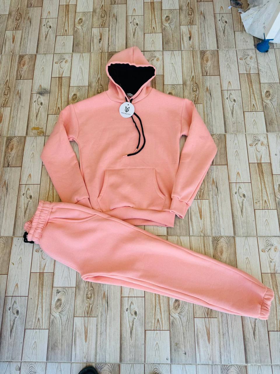 BAYAN KAPŞUNLU EŞOFMAN WOMEN'S HOODED TRACKSUIT